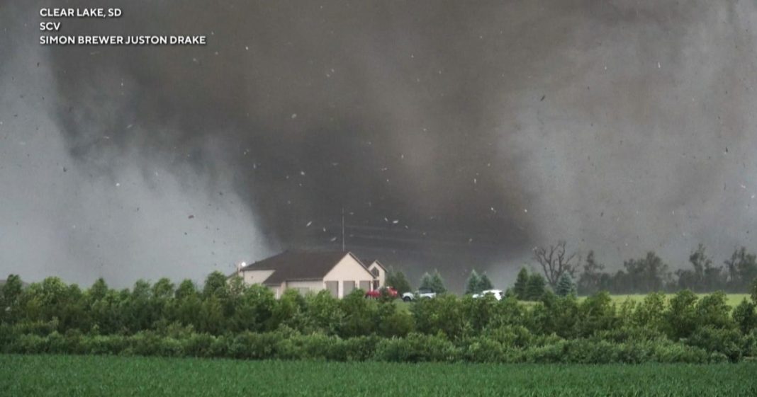 Severe storms threaten Fourth of July travel across U.S.